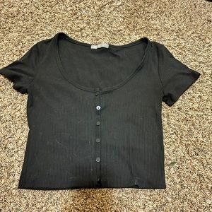 Women’s top size M